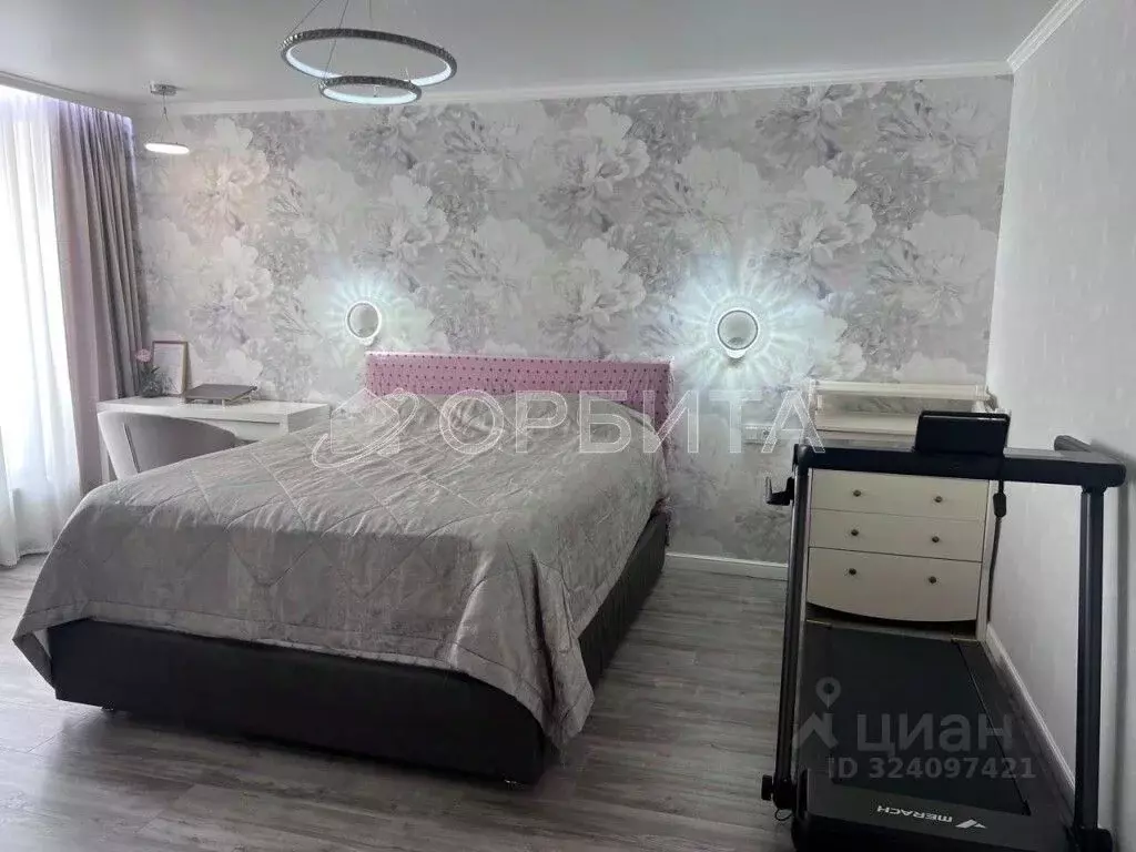 2-к кв. Тюменская область, Тюмень Амурская ул., 39 (76.2 м) - Фото 1