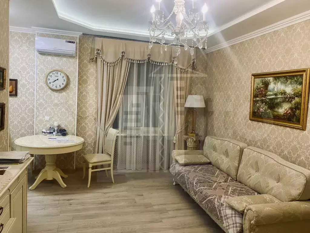 1-к. квартира, 56 м, 5/6 эт. - Фото 1