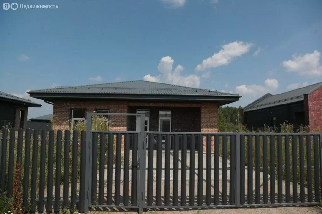 Дом в село Большие Харлуши, микрорайон Южные Ключи, Сибирская улица ... - Фото 1