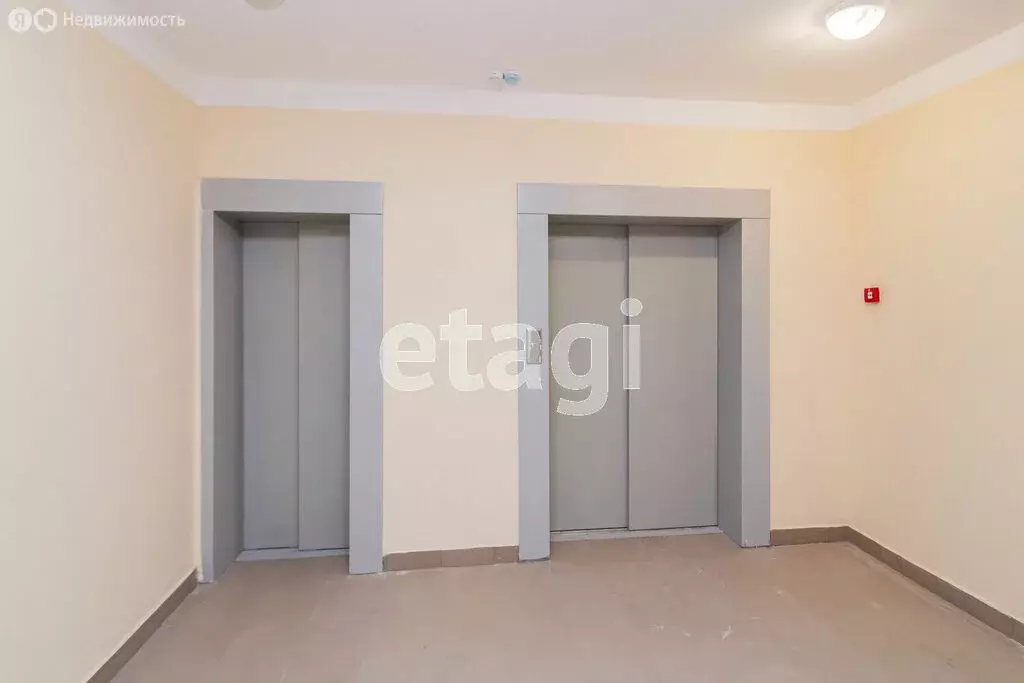 1-комнатная квартира: Тюмень, улица 50 лет Октября, 75к2 (49.1 м) - Фото 1