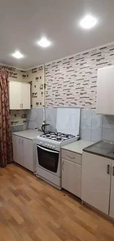2-к. квартира, 56 м, 2/9 эт. - Фото 0