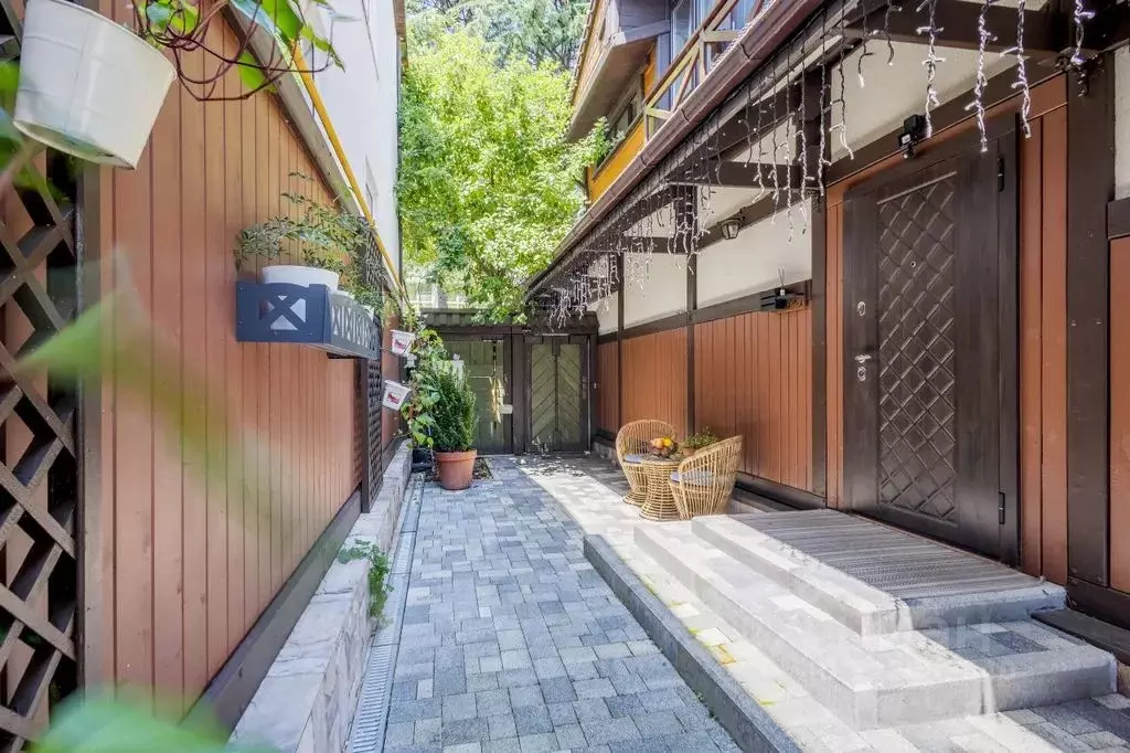 Дом в Краснодарский край, Сочи Красная Поляна пгт, ул. Вознесенская, ... - Фото 1