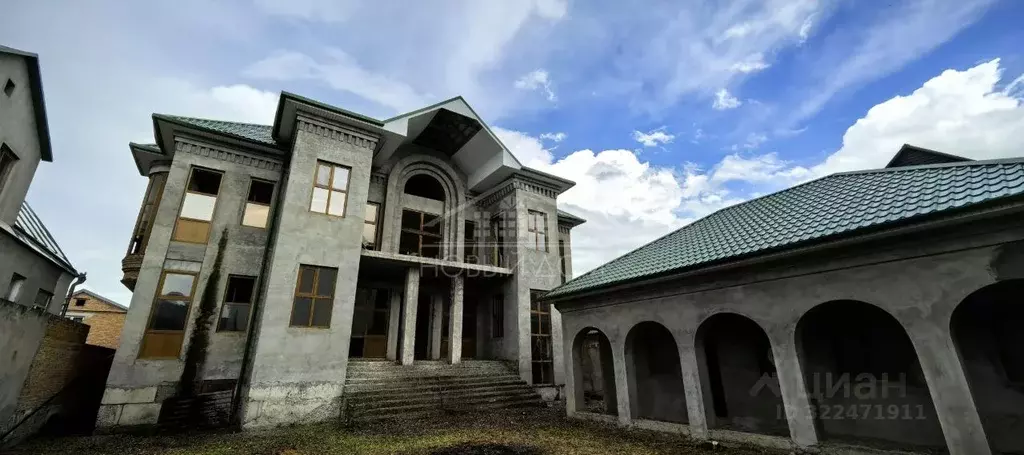 Дом в Кабардино-Балкария, Нальчик ул. Семашко, 27 (1145 м) - Фото 1