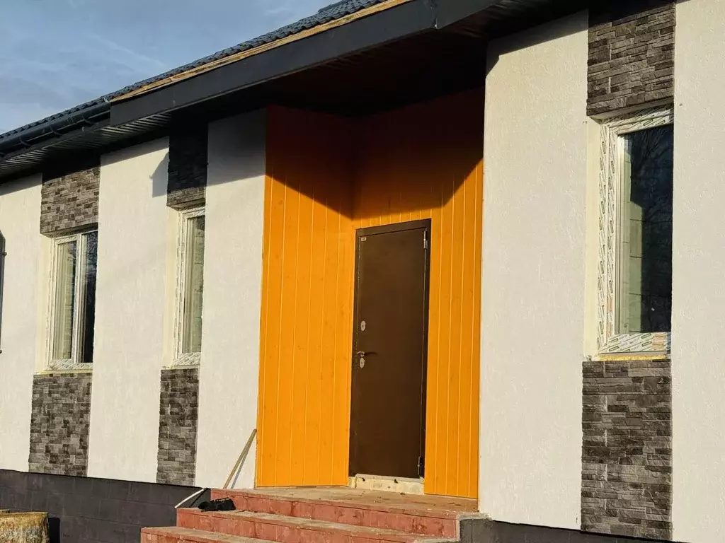 Дом в Свердловская область, Полевской муниципальный округ, с. ... - Фото 1