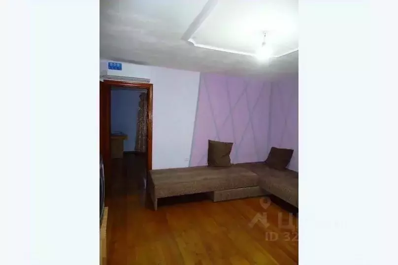 Дом в Краснодарский край, Ейск ул. Калинина, 35 (50 м) - Фото 2