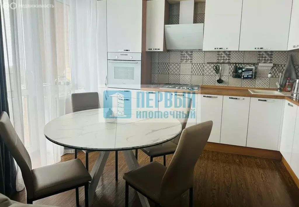 Квартира-студия: посёлок городского типа Медведево, улица Сергея ... - Фото 2