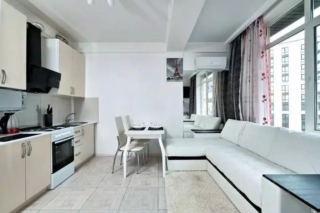 1-к кв. Краснодарский край, Сочи Мамайка мкр, ул. Крымская, 65Б (50.0 ... - Фото 1