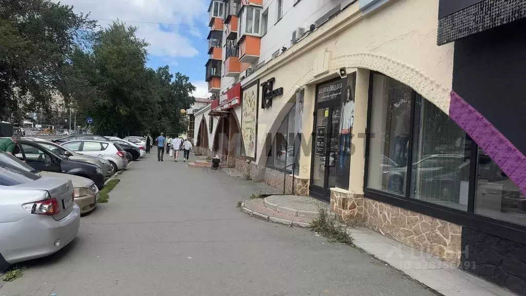 Торговая площадь в Челябинская область, Челябинск ул. Кирова, 1 (68 м) - Фото 2