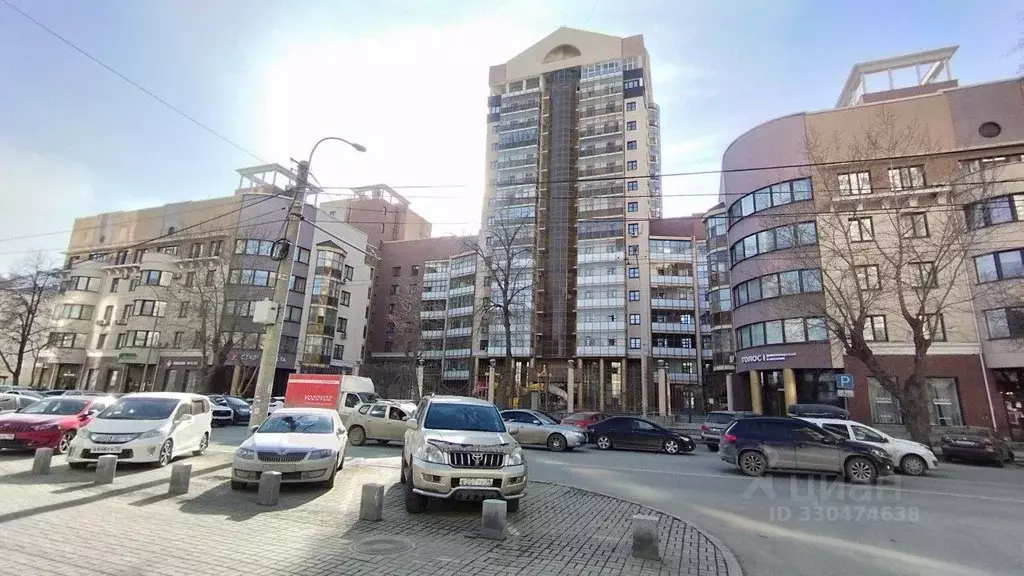 Гараж в Свердловская область, Екатеринбург ул. Белинского, 32 (33 м) - Фото 2