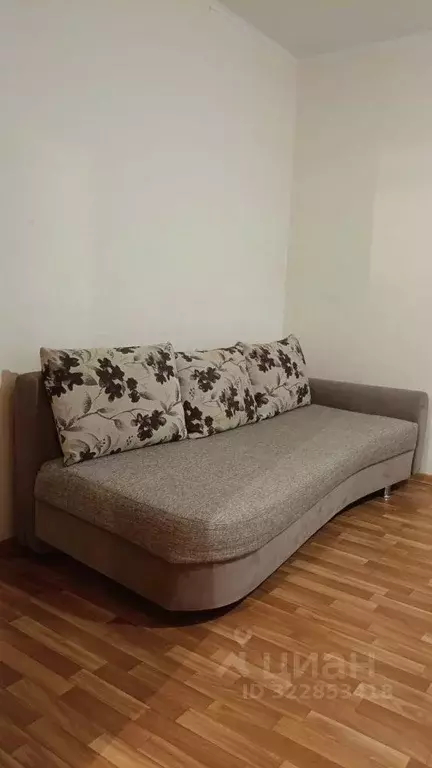 1-к кв. Курская область, Курск просп. Вячеслава Клыкова, 49 (37.0 м) - Фото 1