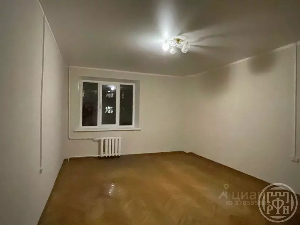 Комната Санкт-Петербург просп. Стачек, 11 (23.2 м) - Фото 1