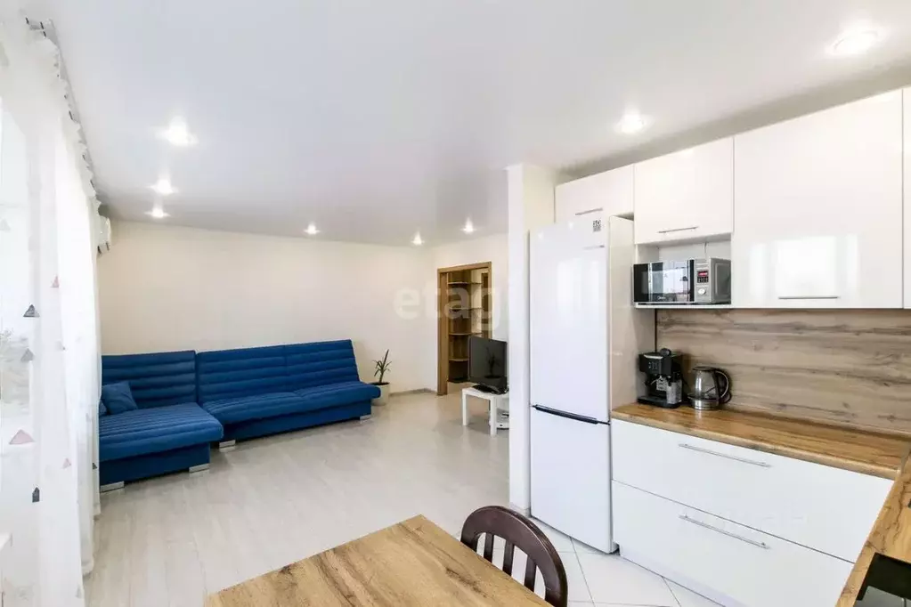 4-к кв. Тюменская область, Тюмень ул. Ленина, 57 (71.7 м) - Фото 1