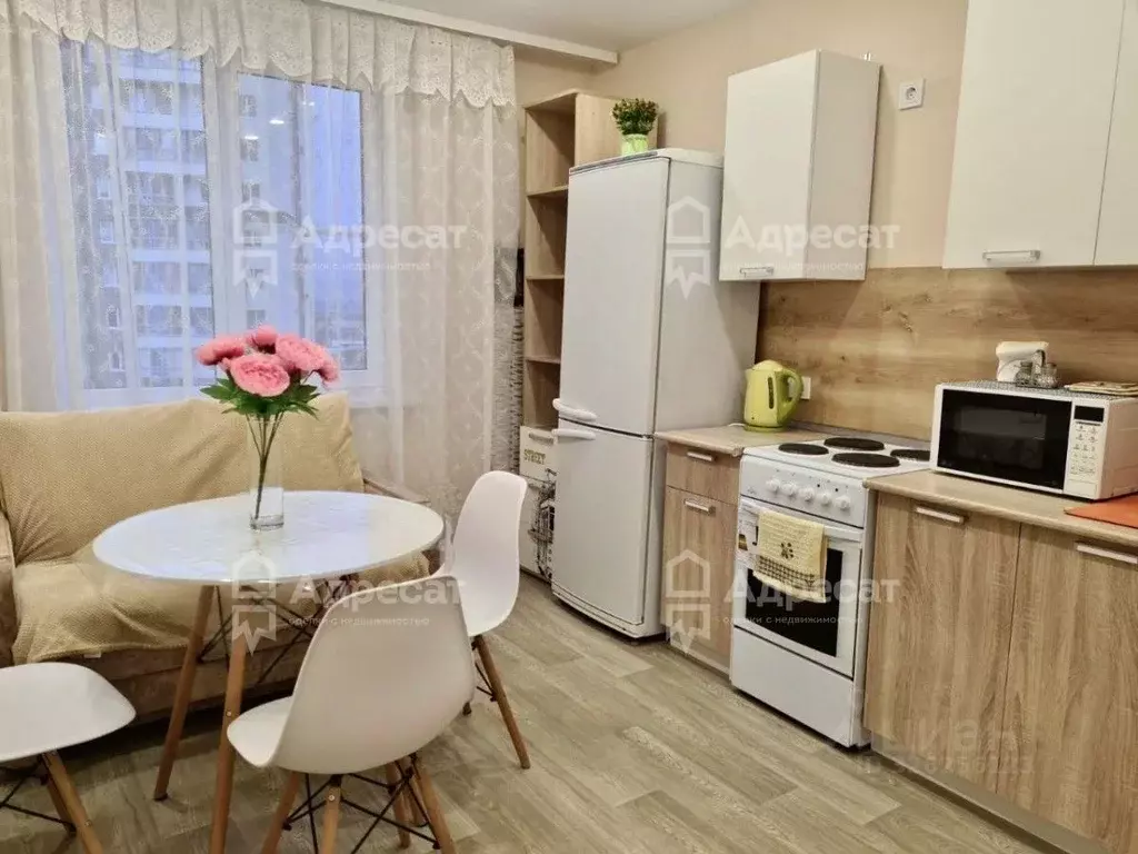 1-к кв. Волгоградская область, Волгоград ул. Расула Гамзатова, 21 ... - Фото 1