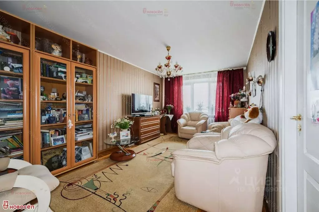3-к кв. Свердловская область, Екатеринбург ул. Бажова, 55 (62.2 м) - Фото 1