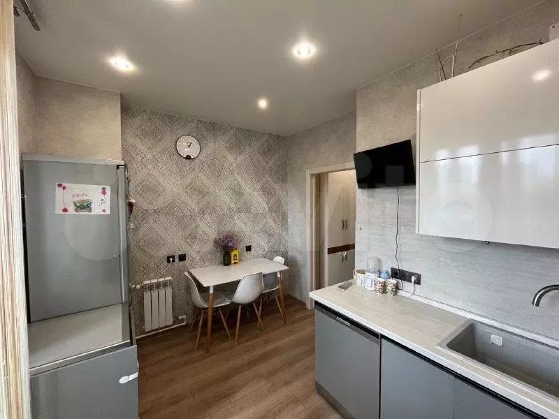 1-к. квартира, 35,9 м, 6/9 эт. - Фото 0