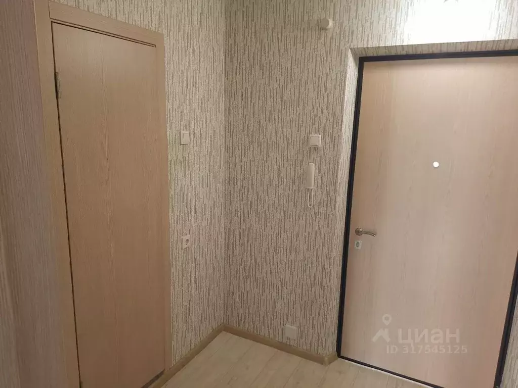 Студия Красноярский край, Красноярск Аральская ул., 53 (33.0 м) - Фото 1