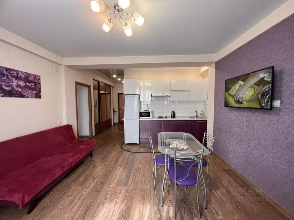 2-к кв. Челябинская область, Челябинск ул. Труда, 156В (50.0 м) - Фото 2