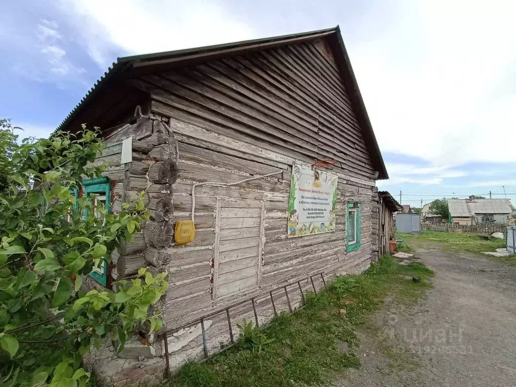 Дом в Кемеровская область, Топки ул. Луначарского, 55 (53 м) - Фото 1