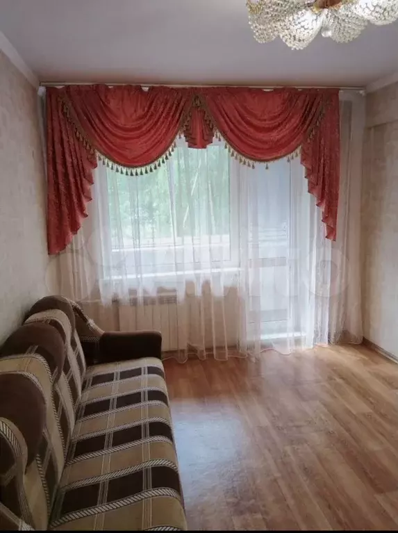 3-к. квартира, 50 м, 2/5 эт. - Фото 0