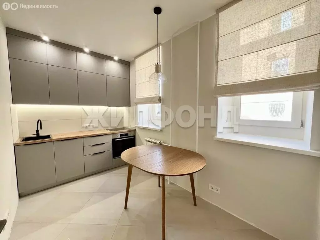 2-комнатная квартира: Иркутск, улица Декабрьских Событий, 21 (54.1 м) - Фото 1