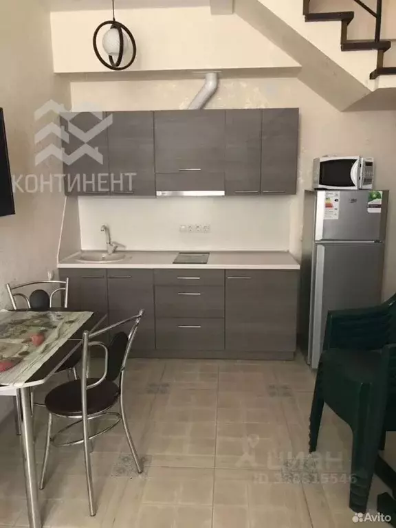 Коттедж в Крым, Евпатория городской округ, Заозерное пгт ул. Аллея ... - Фото 1