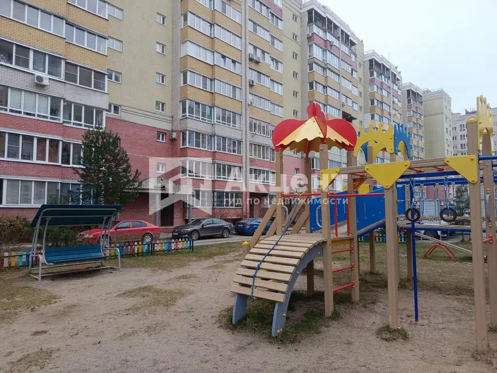 2-к кв. Ивановская область, Иваново Лежневская ул., 164а (100.2 м) - Фото 1