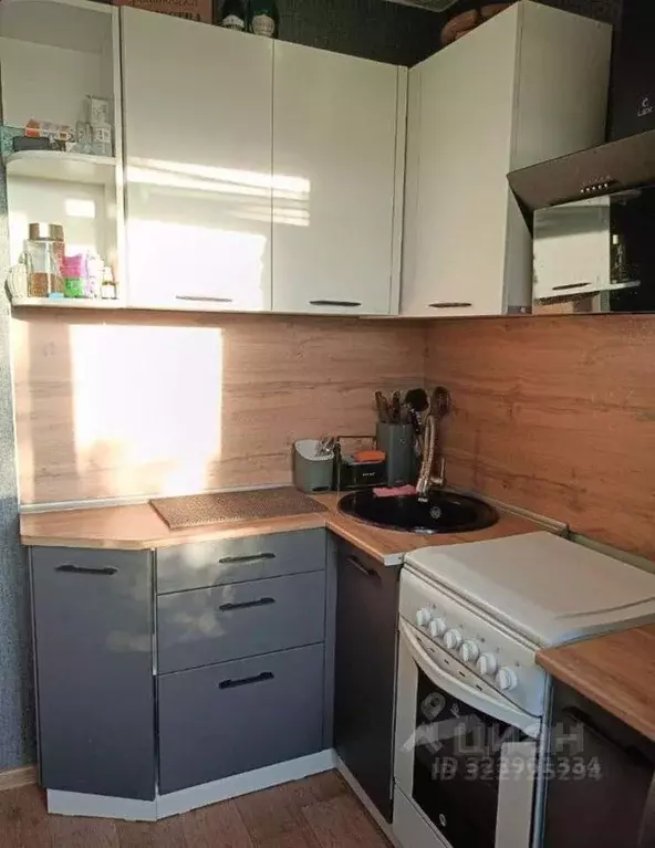 2-к кв. Хакасия, Абакан ул. Пушкина, 168 (43.5 м) - Фото 1