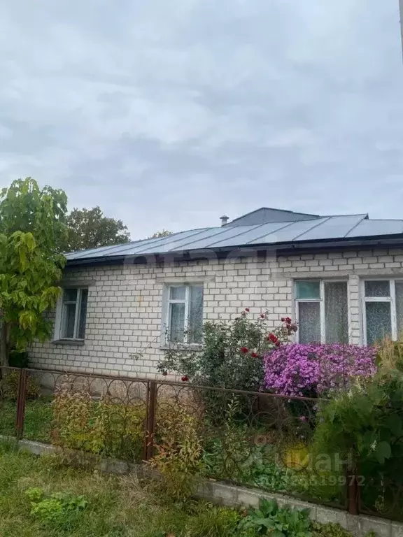 Дом в Орловская область, Кромы пгт ул. 30 лет Победы, 32 (103 м) - Фото 1