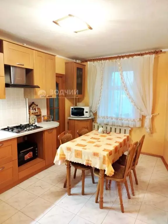 4-к кв. Чувашия, Чебоксары Ярмарочная ул., 5 (110.0 м) - Фото 1