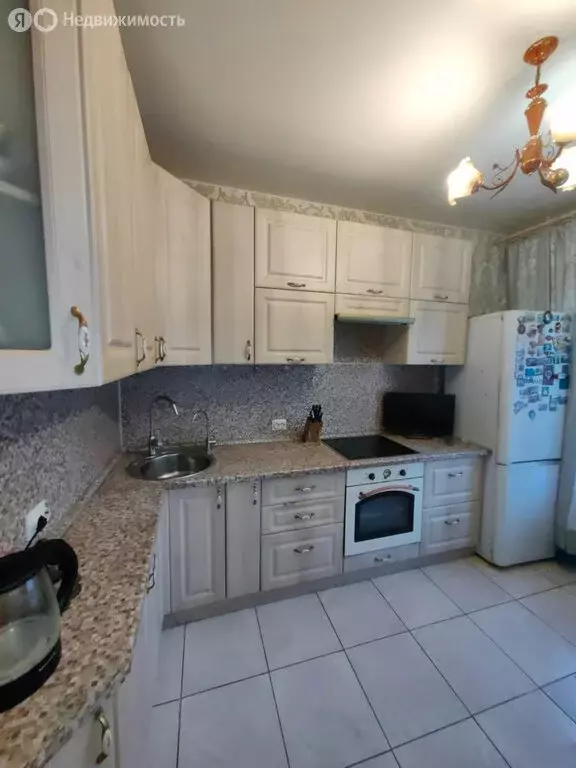 3-комнатная квартира: Архангельск, Новгородский проспект, 158 (63 м) - Фото 0