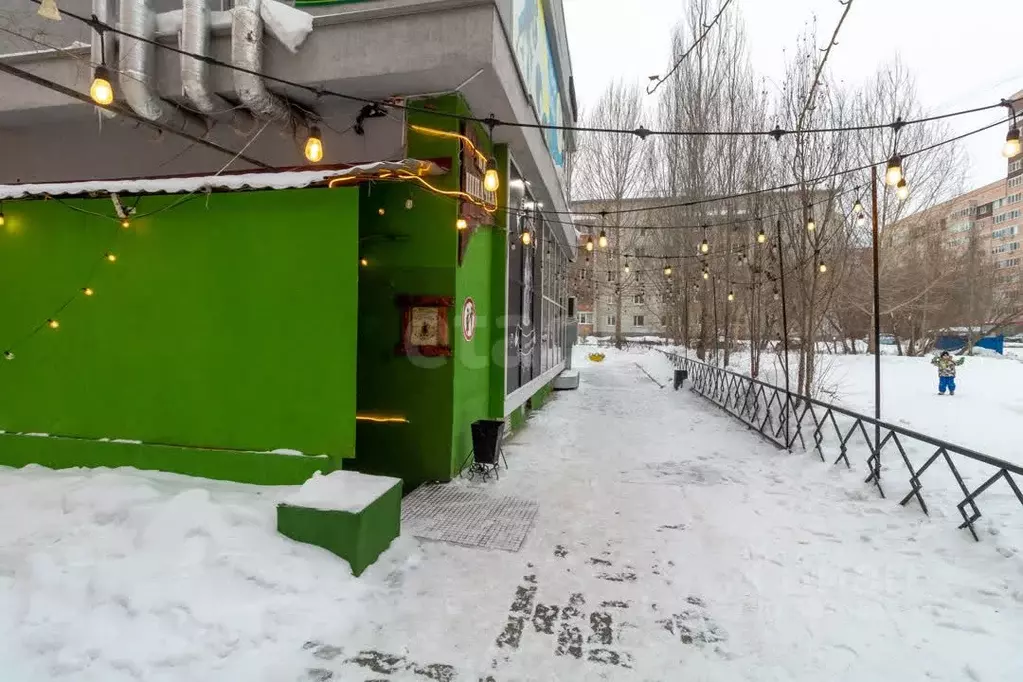 Помещение свободного назначения в Тюменская область, Тюмень ул. ... - Фото 1