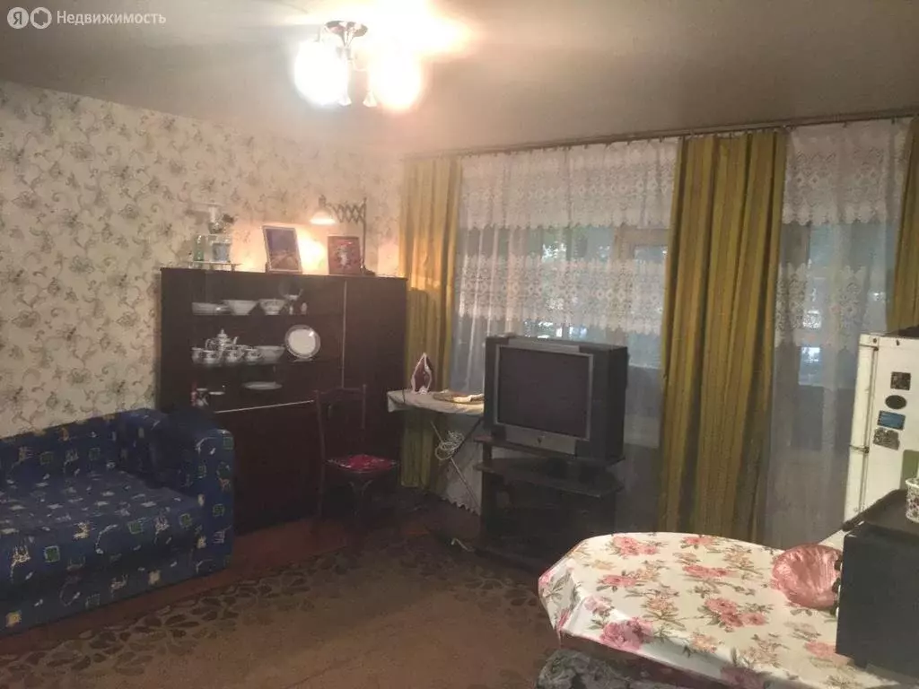 3-комнатная квартира: Санкт-Петербург, улица Белы Куна, 19к2 (57.5 м) - Фото 1