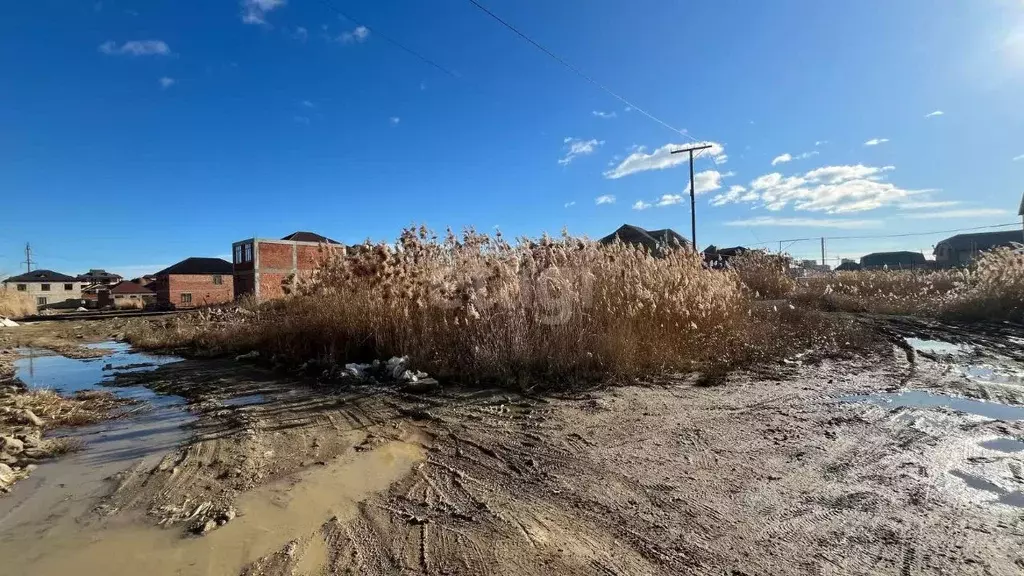 Участок в Дагестан, Махачкала ул. 5-я Звездопадная (4.0 сот.) - Фото 1