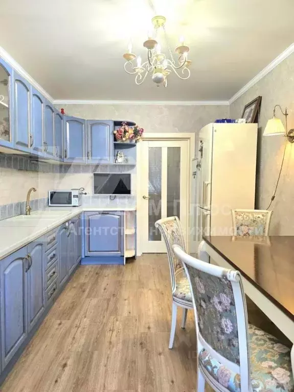 3-к кв. Вологодская область, Вологда ул. Чехова, 4 (98.1 м) - Фото 2