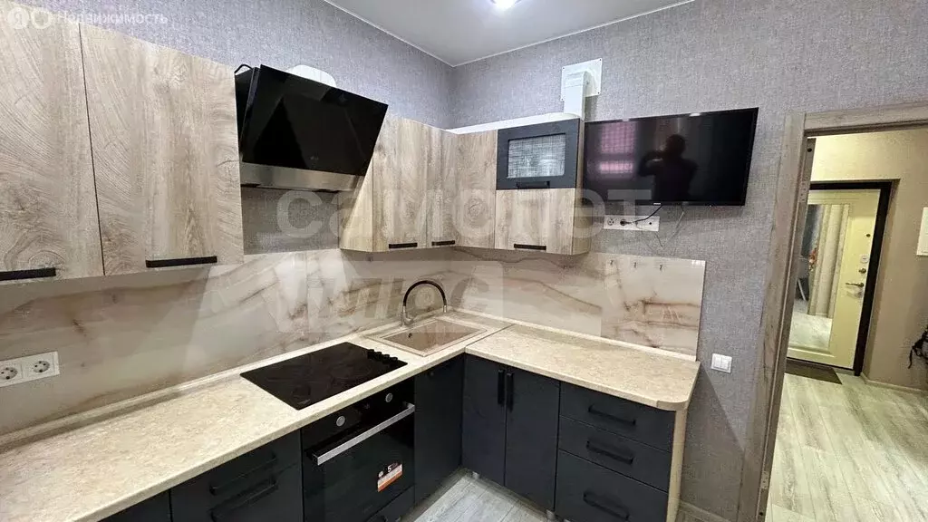 1-комнатная квартира: Мирное, улица Крымской Весны, 4к1А (40 м) - Фото 1