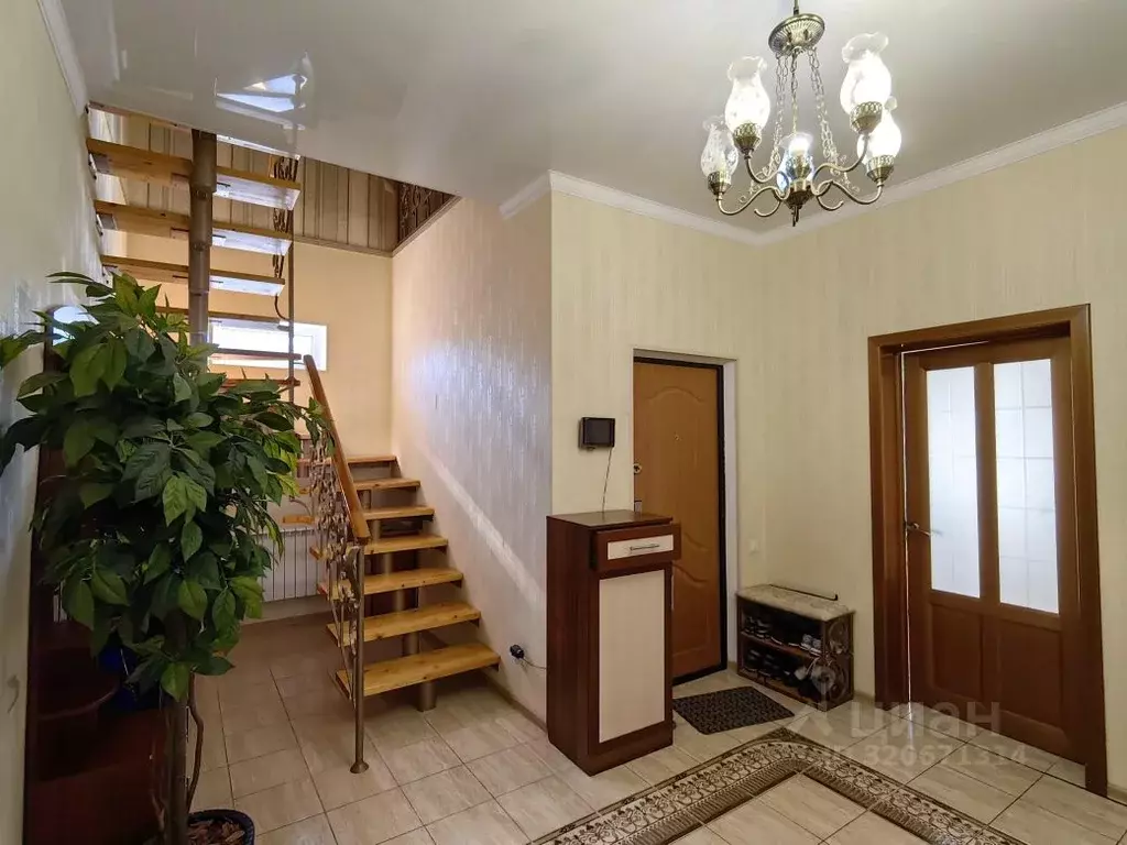 Дом в Краснодарский край, Ейск Светлая ул. (180 м) - Фото 2