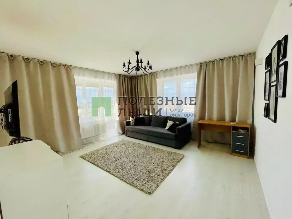 2-к кв. Татарстан, Набережные Челны просп. Вахитова, 54Г (60.0 м) - Фото 1
