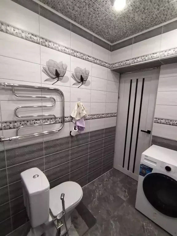 Продаётся 4-к квартира, 57.9 м - Фото 0