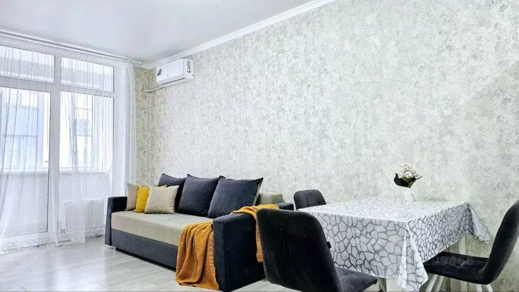 2-к кв. Астраханская область, Астрахань ул. Трофимова, 7Ак1 (45.0 м) - Фото 1