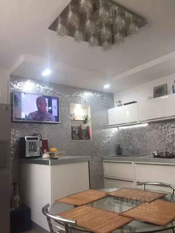 3-к кв. Московская область, Красногорск городской округ, пос. Новый 10 ... - Фото 0