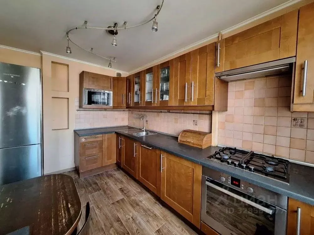 3-к кв. Свердловская область, Екатеринбург ул. Амундсена, 61 (64.5 м) - Фото 1