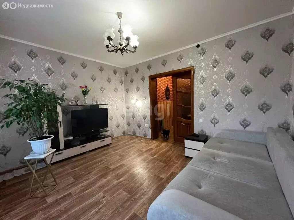 3-комнатная квартира: Алексеевка, улица Тимирязева, 33 (63.8 м) - Фото 1