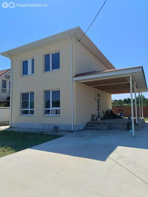 Дом в станица Гостагаевская, Кубанская улица, 26В (120 м) - Фото 1