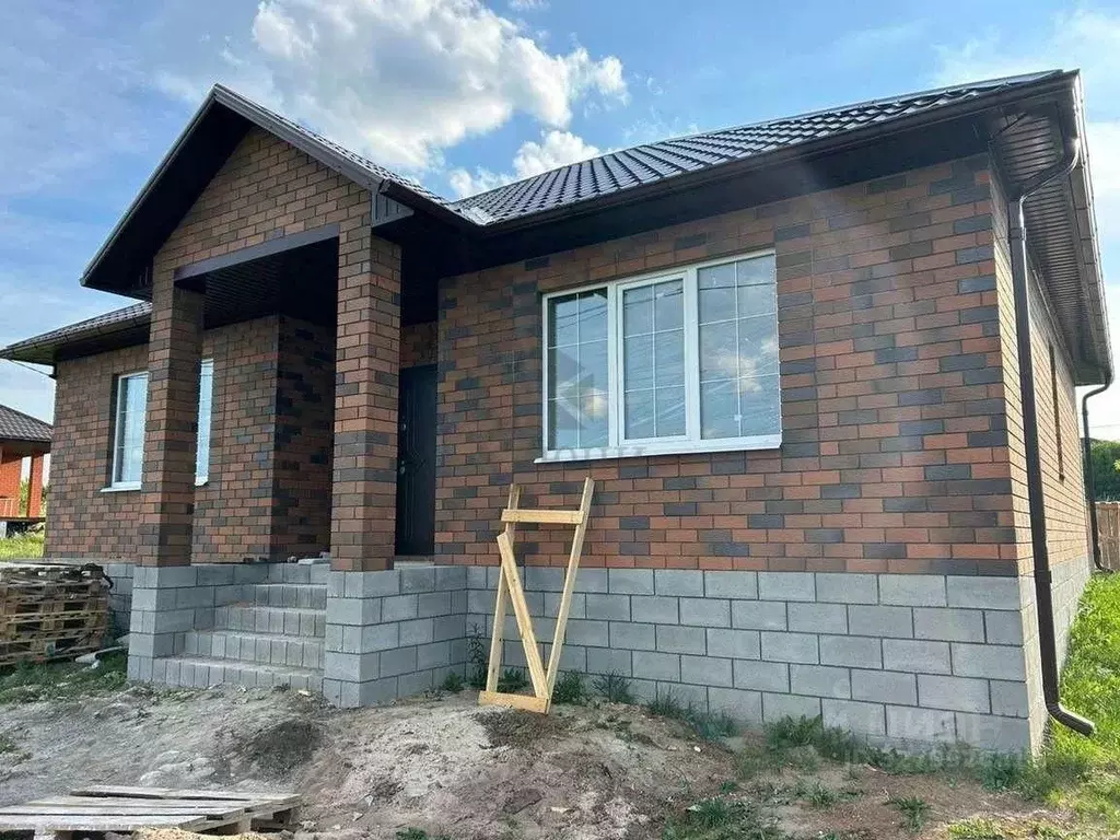 Дом в Белгородская область, Строитель Яковлевский городской округ, ул. ... - Фото 2