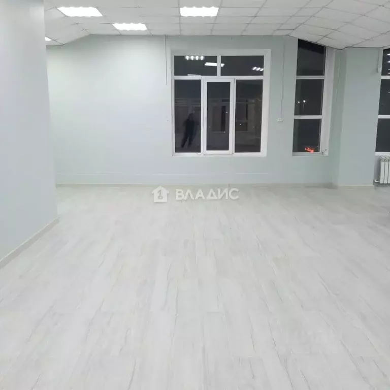 Торговая площадь в Башкортостан, Стерлитамак ул. Нагуманова, 33 (135 ... - Фото 2