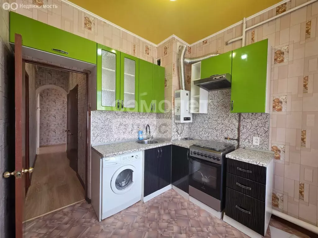 3-комнатная квартира: село Серафимовский, 22-й квартал, 18 (64.5 м) - Фото 2