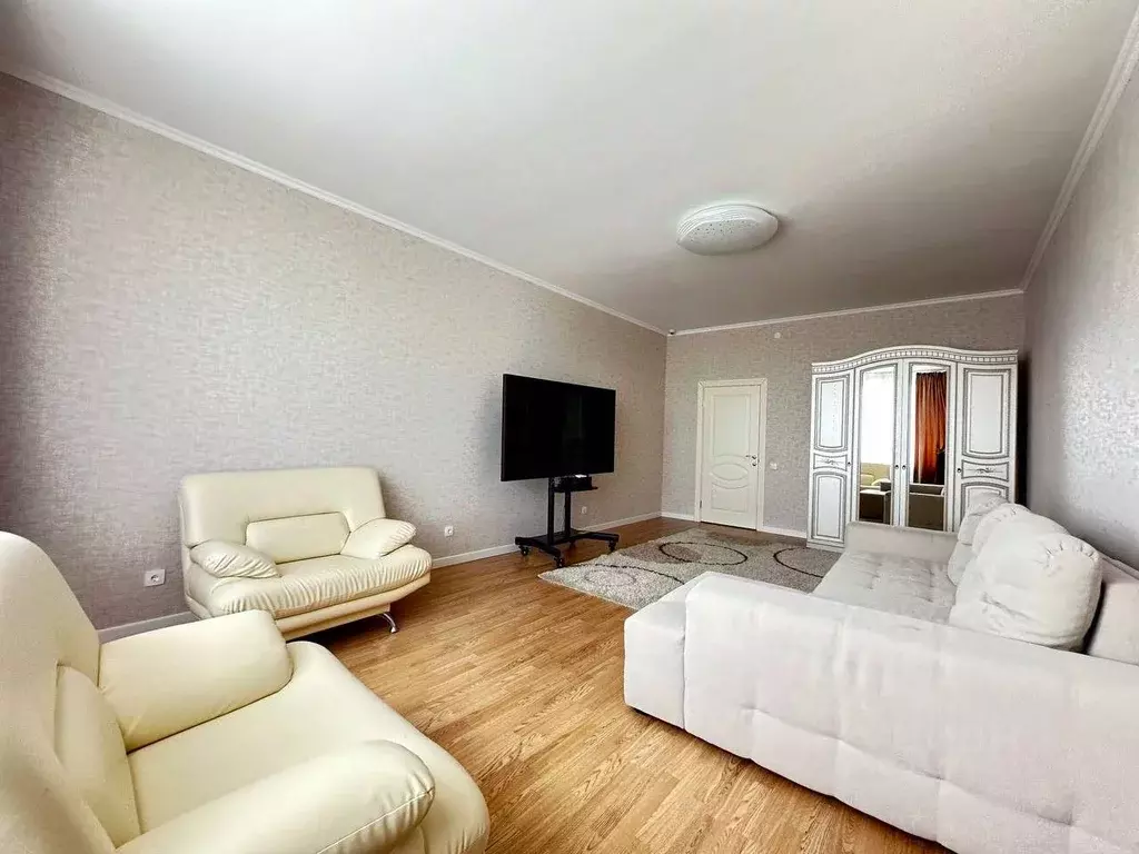 3-к кв. Москва ул. Авиаконструктора Сухого, 2к1 (128.0 м) - Фото 1