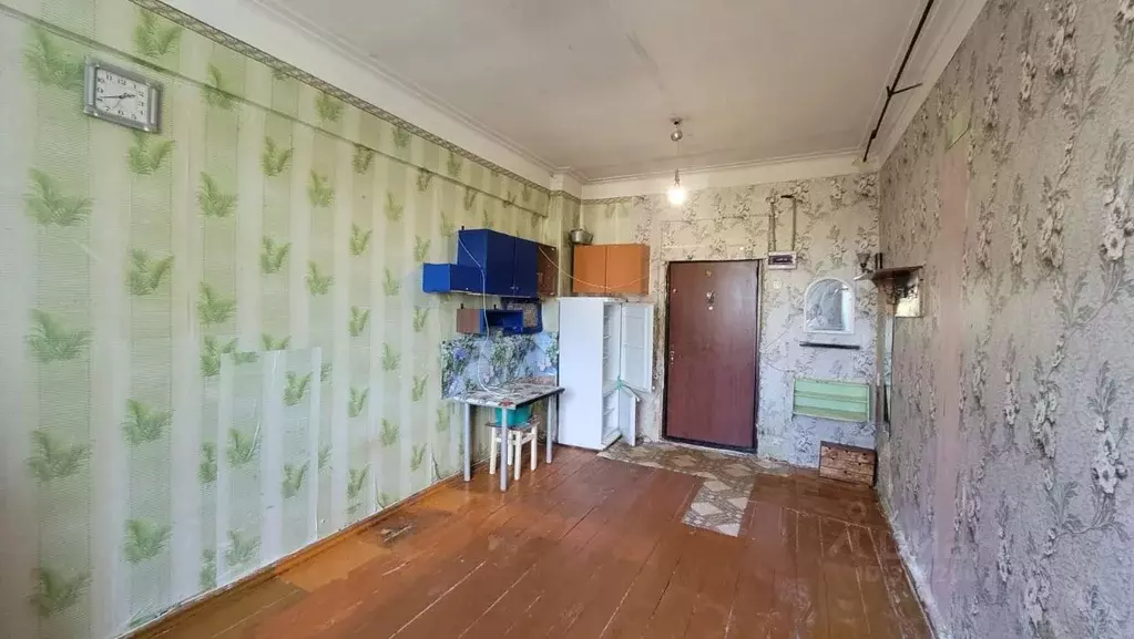 комната татарстан, зеленодольск ул. татарстан, 23 (18.0 м) - Фото 0