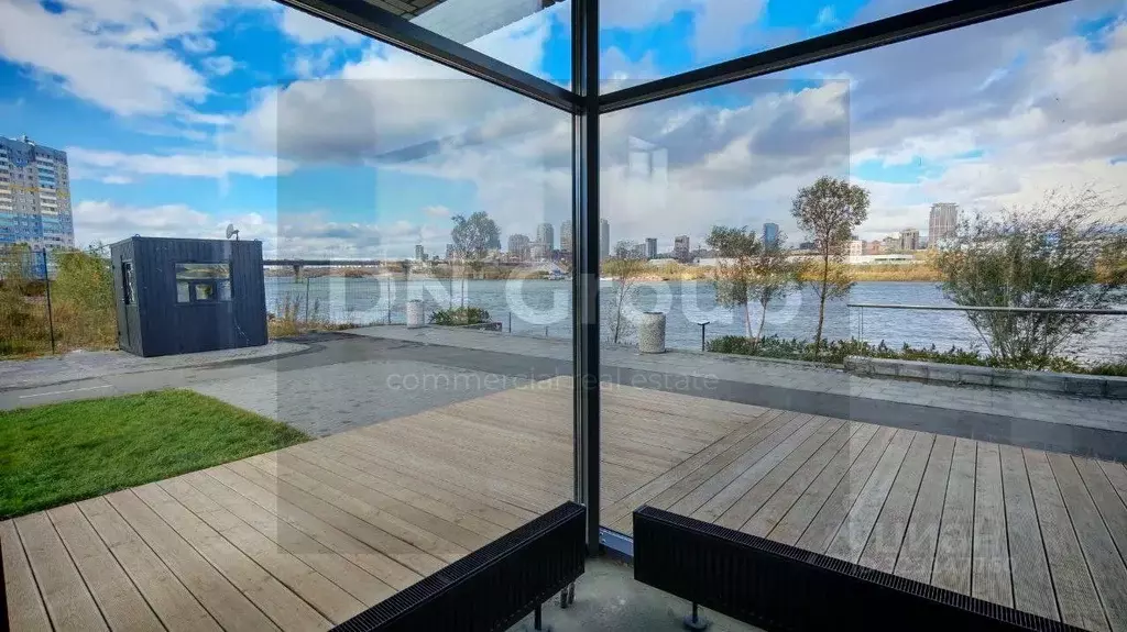 Торговая площадь в Новосибирская область, Новосибирск ул. Ясный Берег, ... - Фото 2