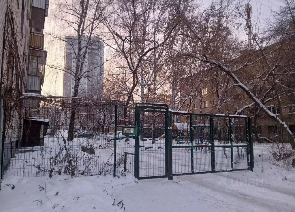 1-к кв. Свердловская область, Екатеринбург ул. Стрелочников, 3 (34.0 ... - Фото 1